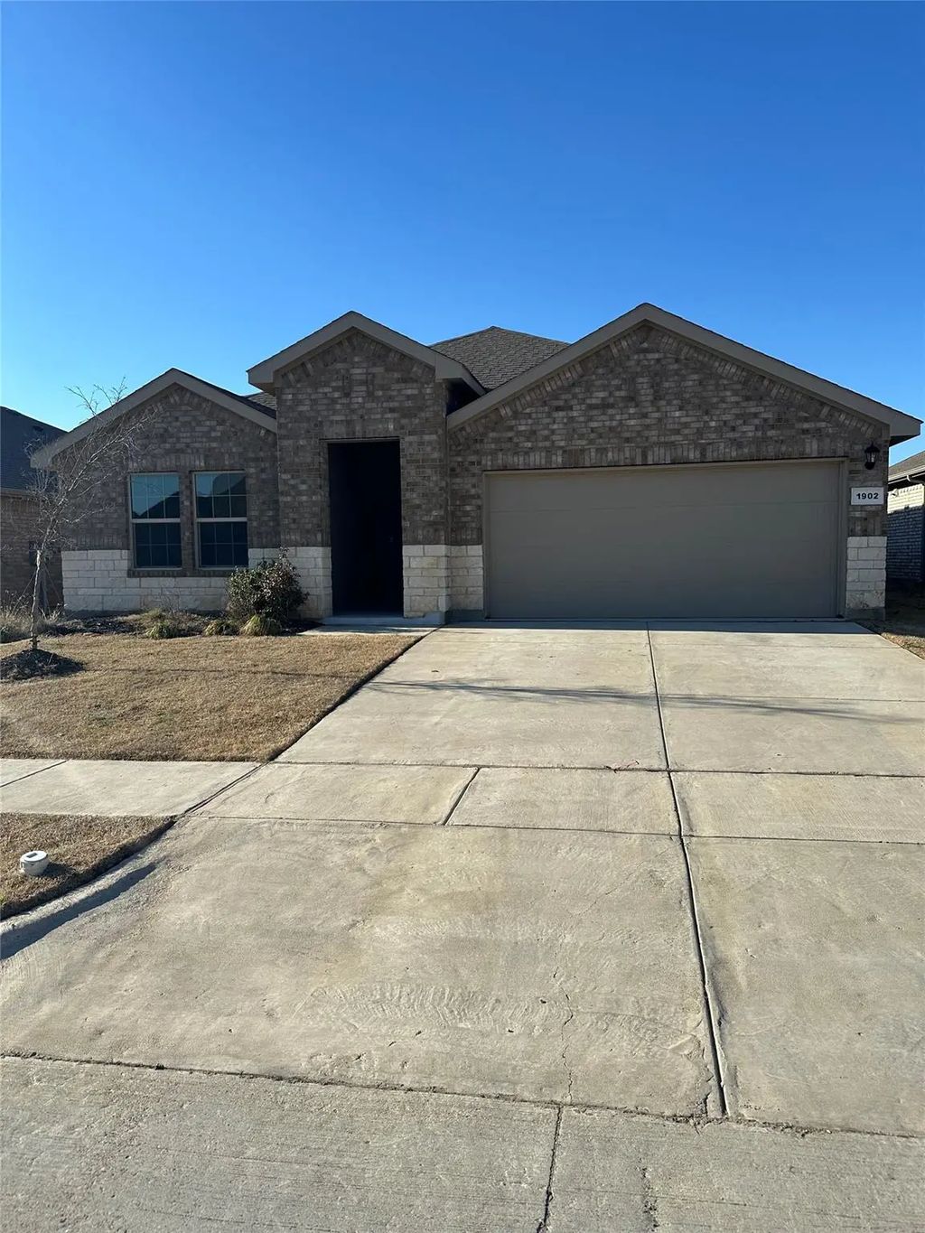 1902 Skylar Lane, Cleburne
