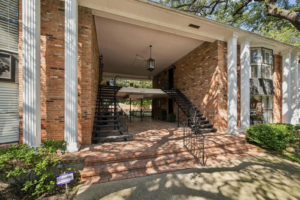 6337 Bandera Avenue D, Dallas