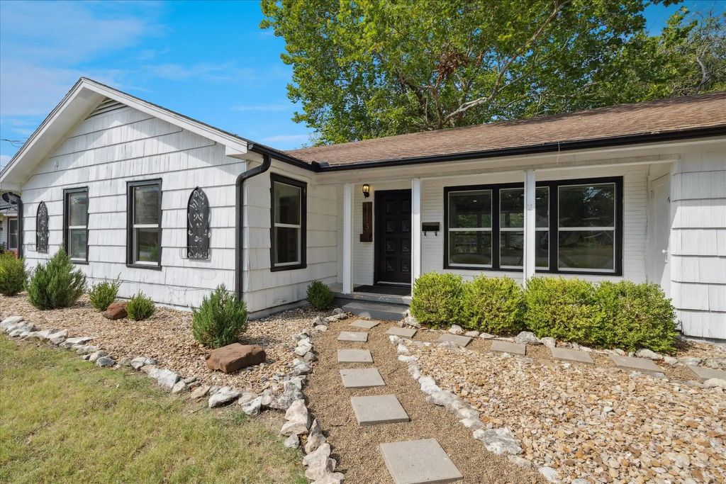 1113 Fair Avenue, Gainesville