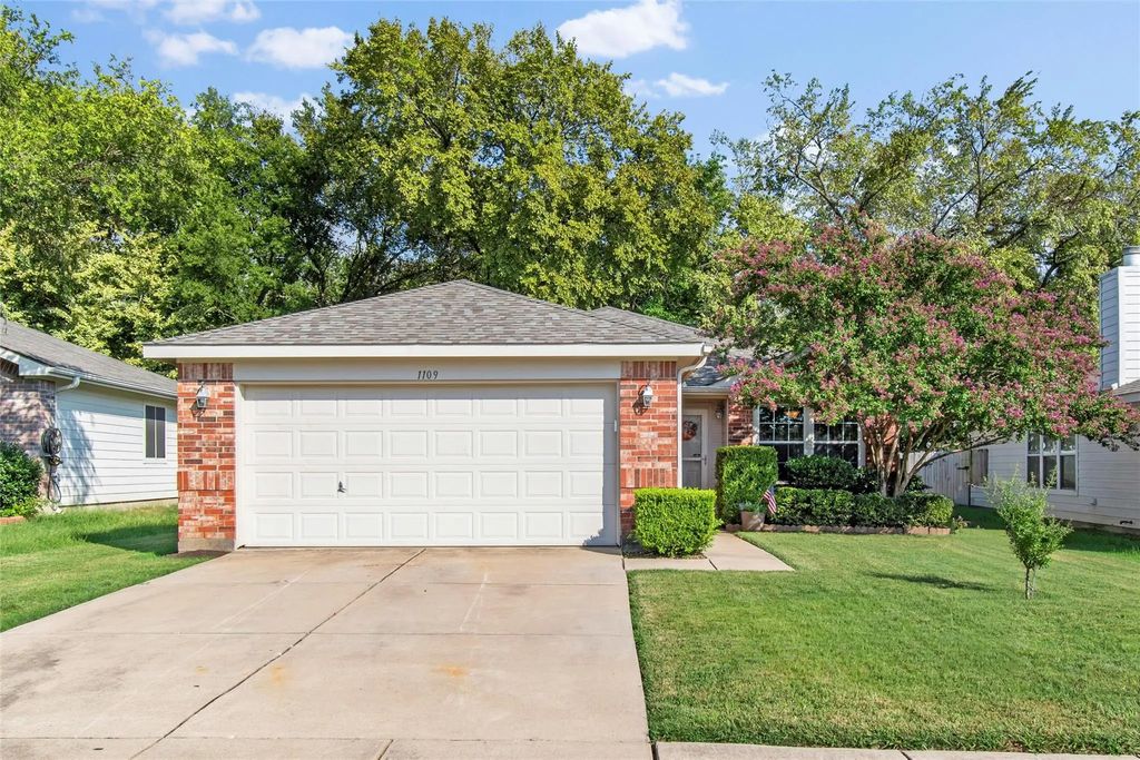 1109 Oak Hollow Lane, Anna