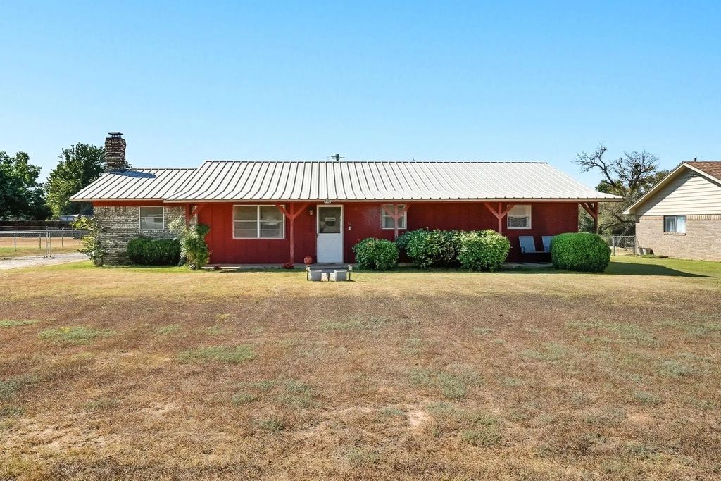 116 Fred Tunnell Street, Cross Plains