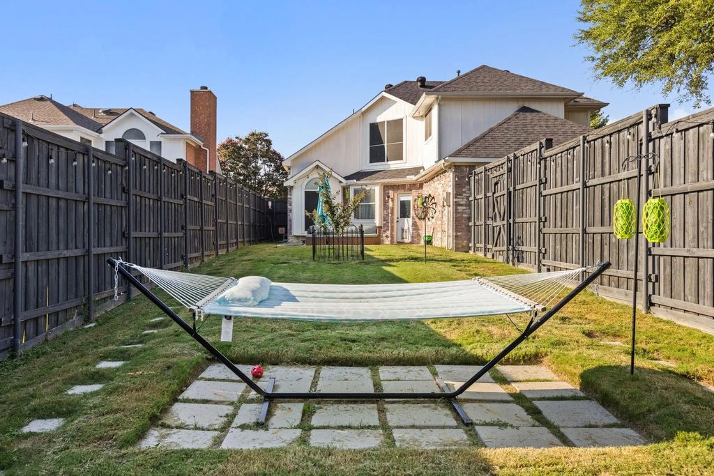 1709 Northampton Drive, Rowlett