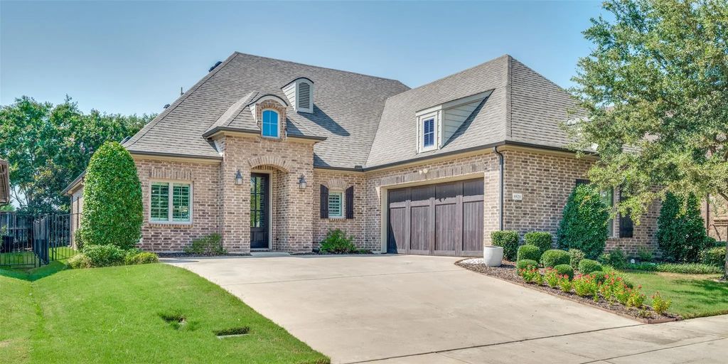 6920 Clayton Nicholas Court, Arlington