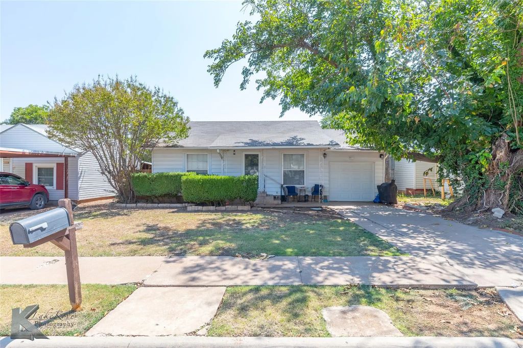 1649 S 16th Street, Abilene