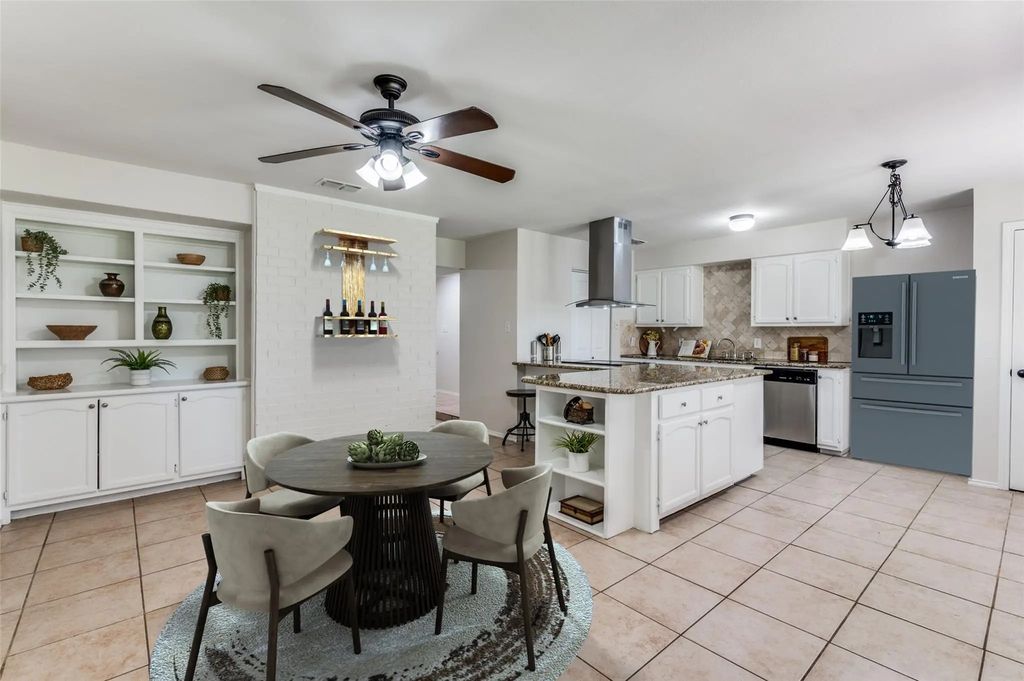 4803 Crest Drive, Arlington