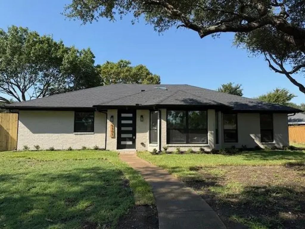 5301 Anchor Cove Circle, Garland