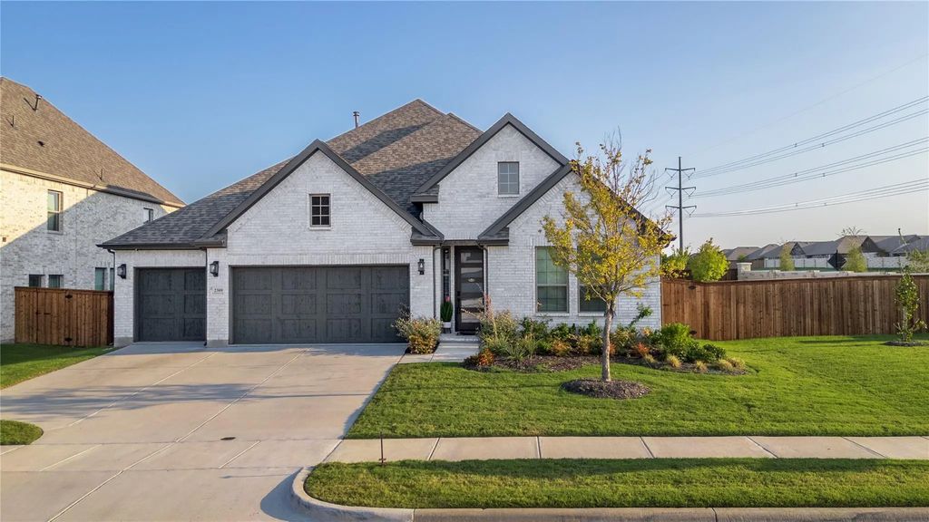 2309 Red Tailed Hawk Lane, McKinney