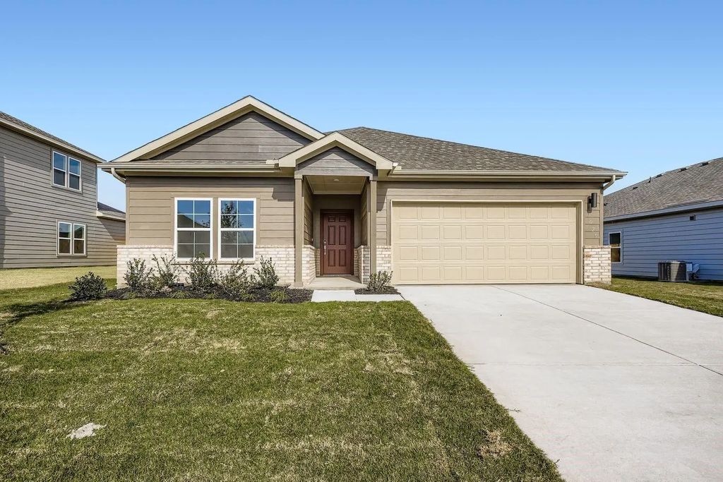 1025 Park Oak Lane, Crowley