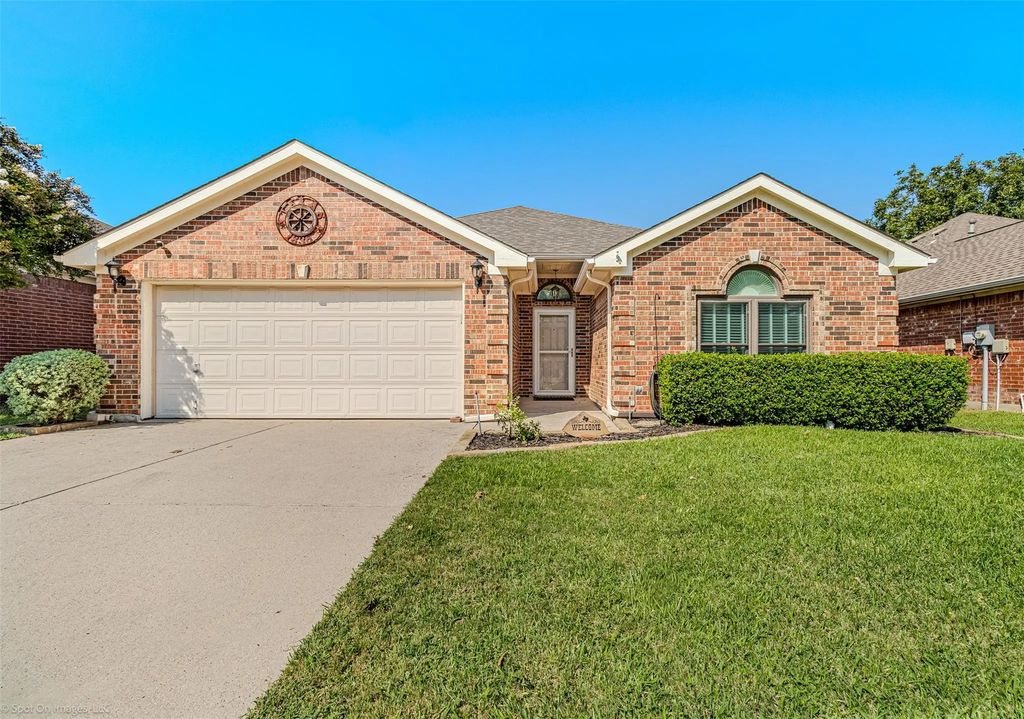 8625 Stetson Drive, Fort Worth
