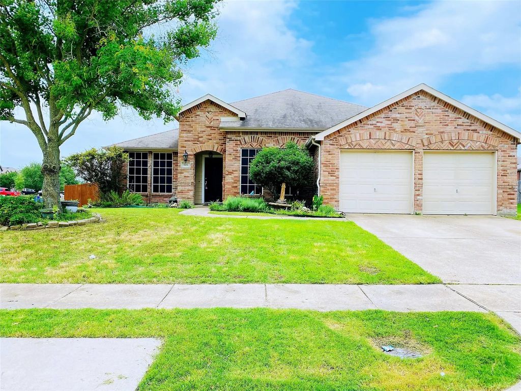 131 Hazelnut Trail, Forney