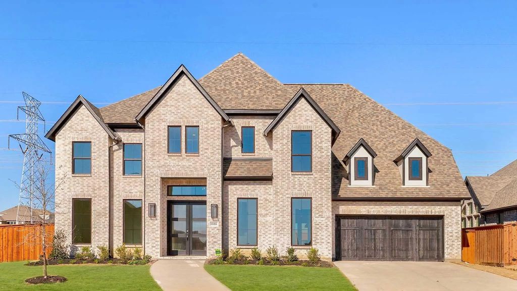 10484 Gray Hills Drive, Fort Worth