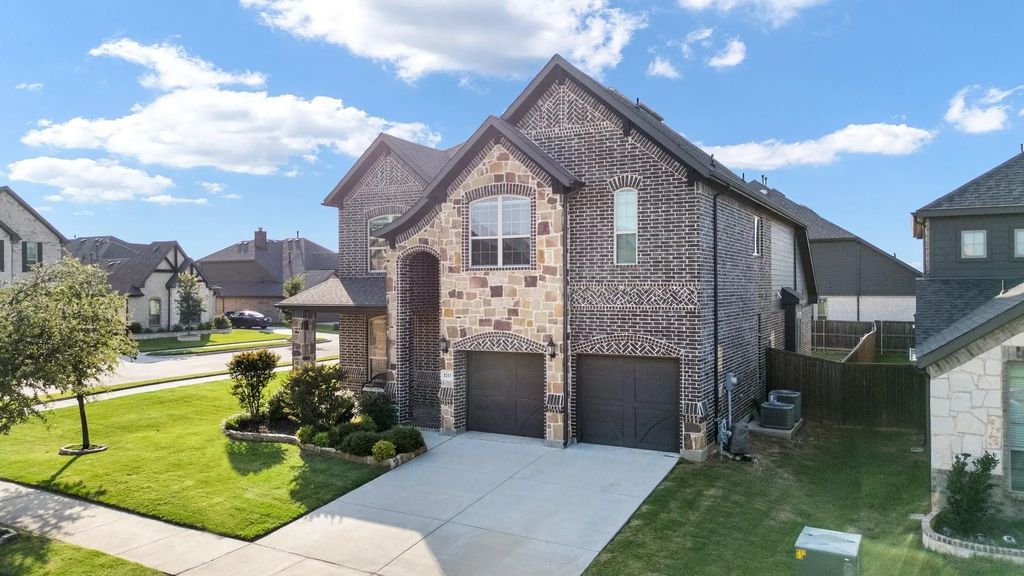 3213 Sawmill Way, Mansfield