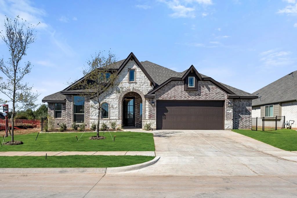 3221 Boat Landing Trail, Granbury