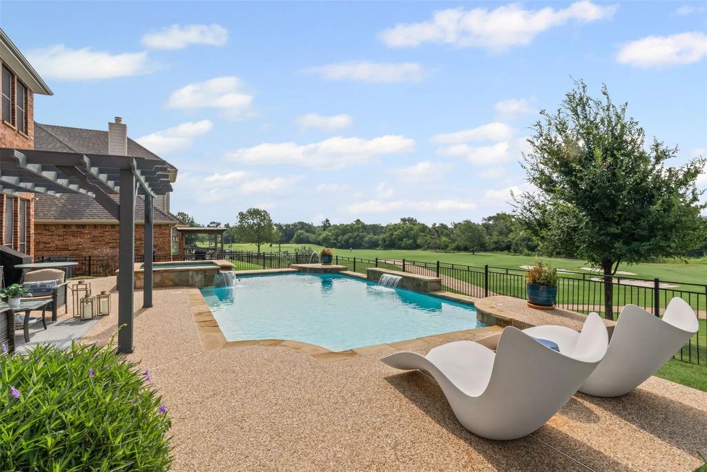 6502 Lakecrest Drive, Sachse