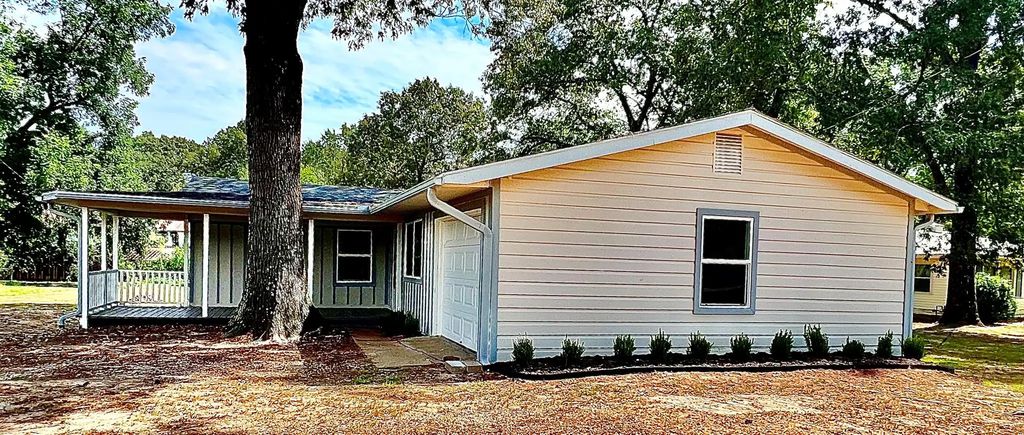 5407 State Highway 155 S, Gilmer