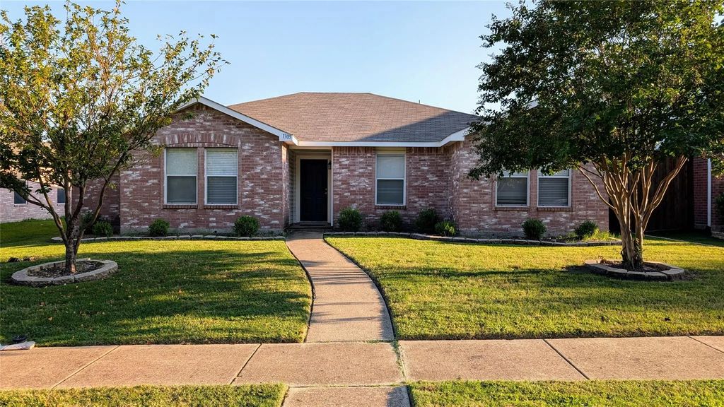 1303 W Coral Reef Lane, Wylie