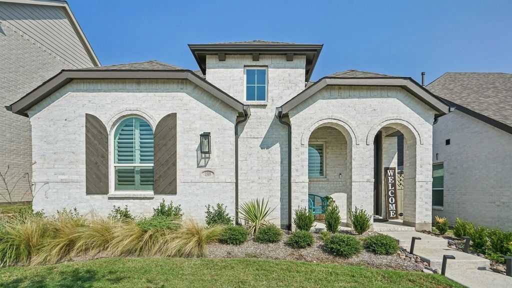 1509 Horizon Way, Northlake