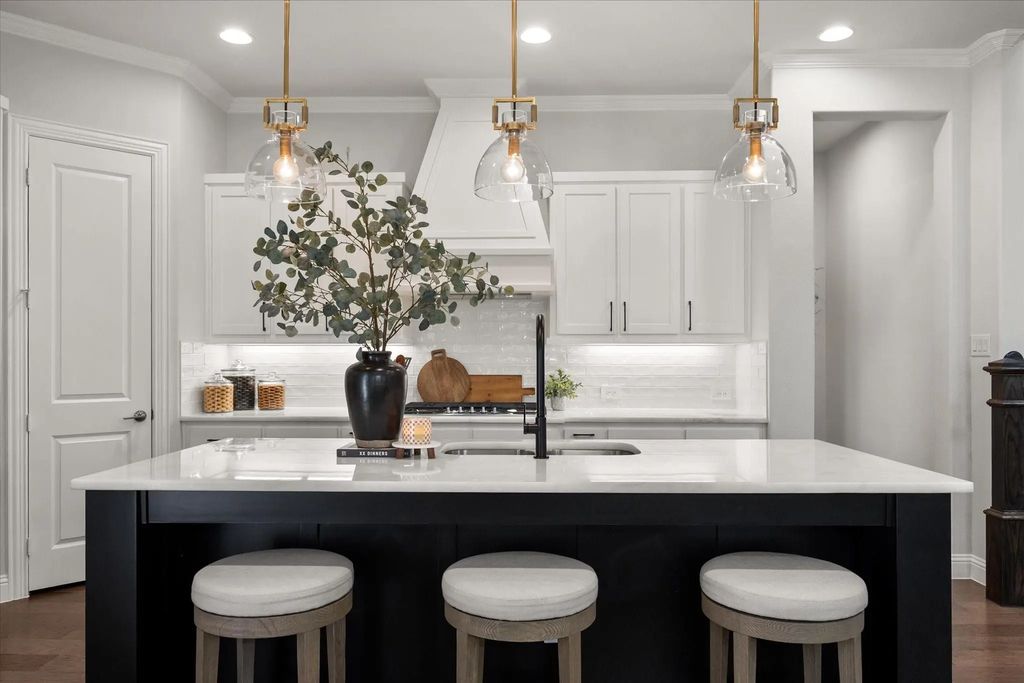 2709 Deansbrook Drive, Plano
