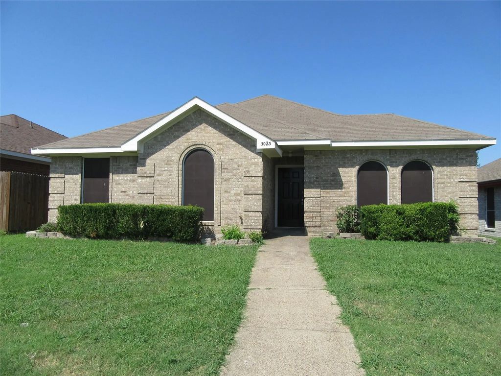 3023 Stonycroft Drive, Lancaster