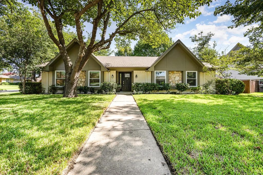 432 Pleasant Valley Lane, Richardson