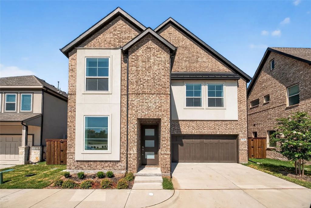 928 Banyan Tree Lane, Richardson