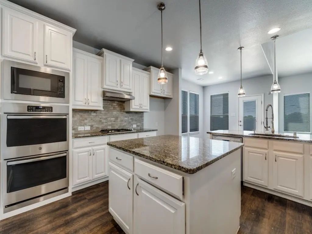 2523 Linwood Drive, Mansfield