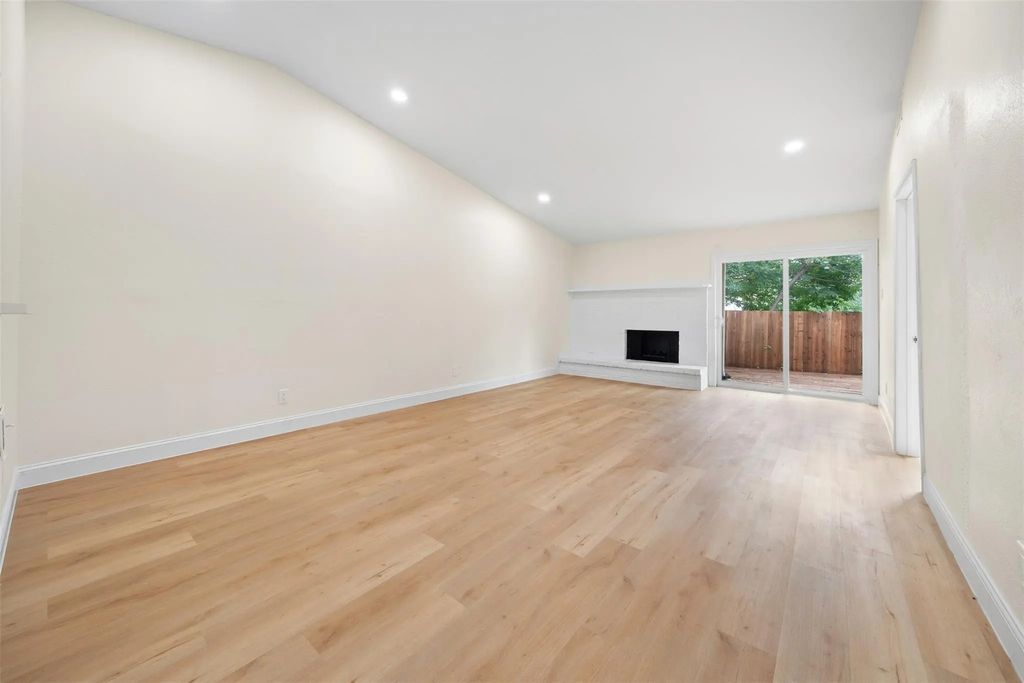 820 Saint Andrews Court, Garland