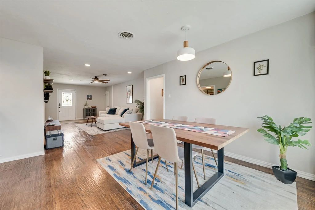 1215 Dearborn Drive, Richardson