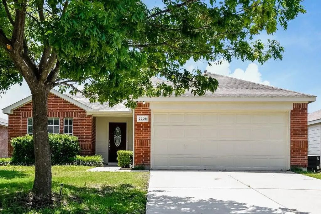 2208 Sumac Drive, Forney