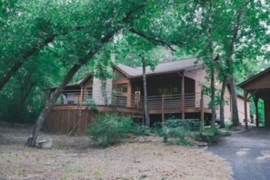 240 W Holly Trail, Holly Lake Ranch