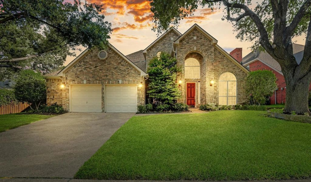 3417 Furlong Drive E, Flower Mound