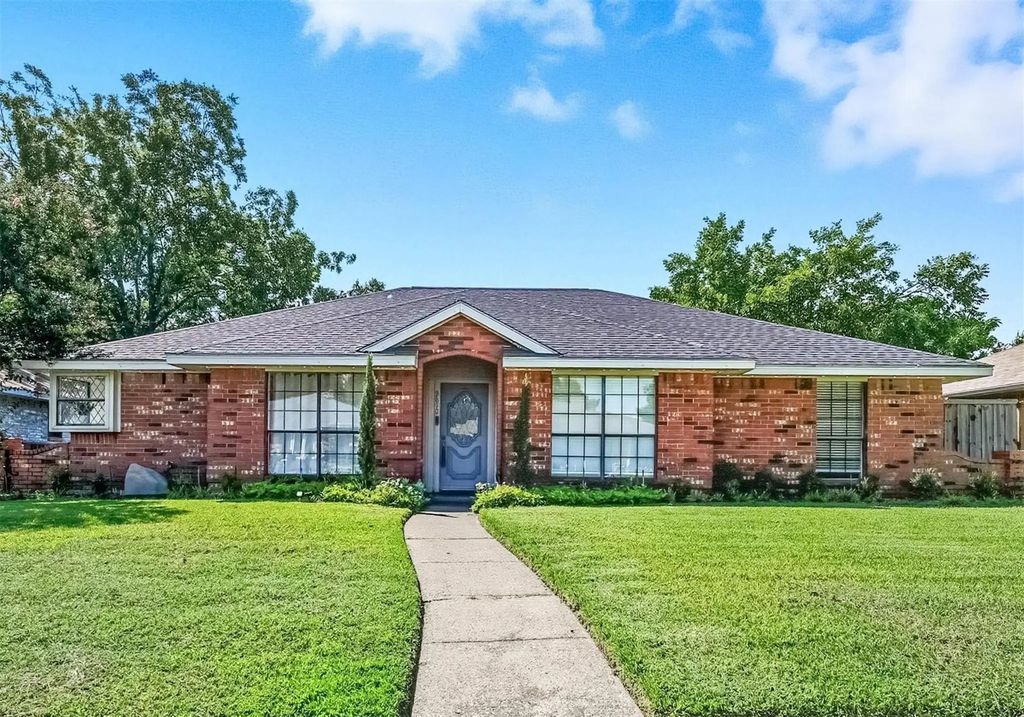3610 Christopher Drive, Rowlett