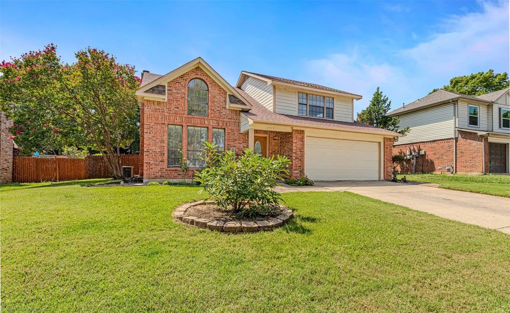2313 Warrington Avenue, Flower Mound