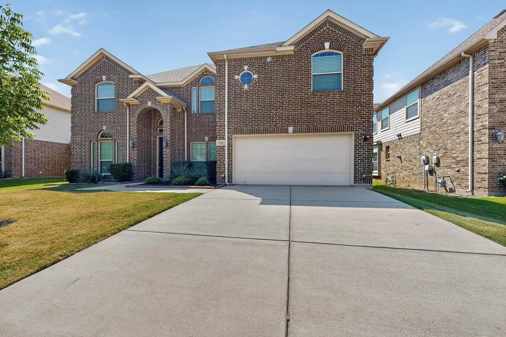 2935 Mirado, Grand Prairie
