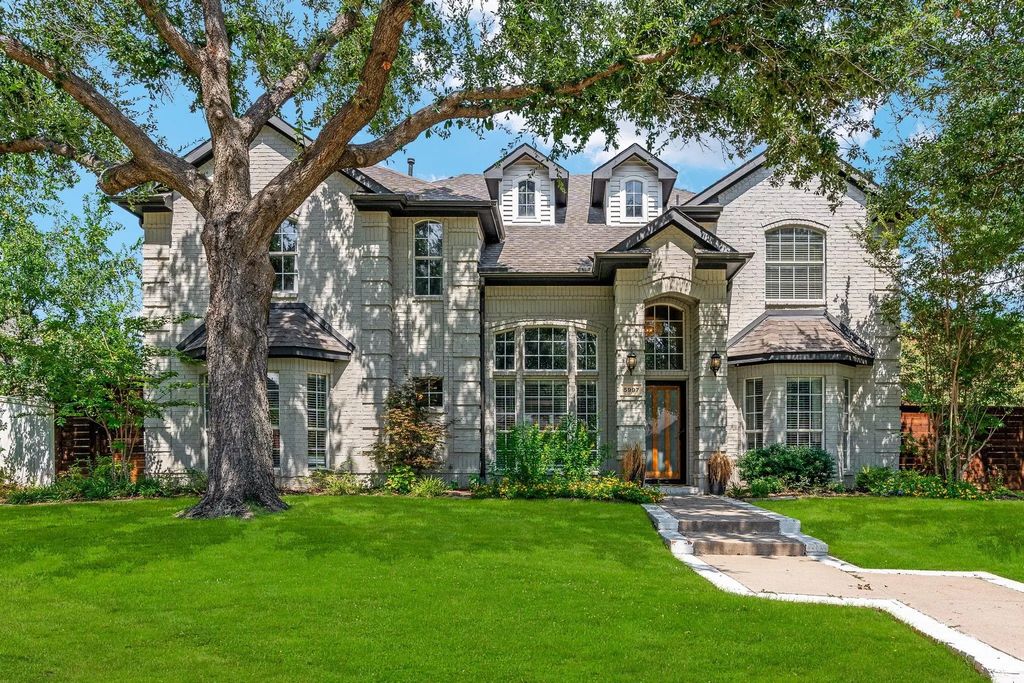 5997 Sandhill Circle, The Colony
