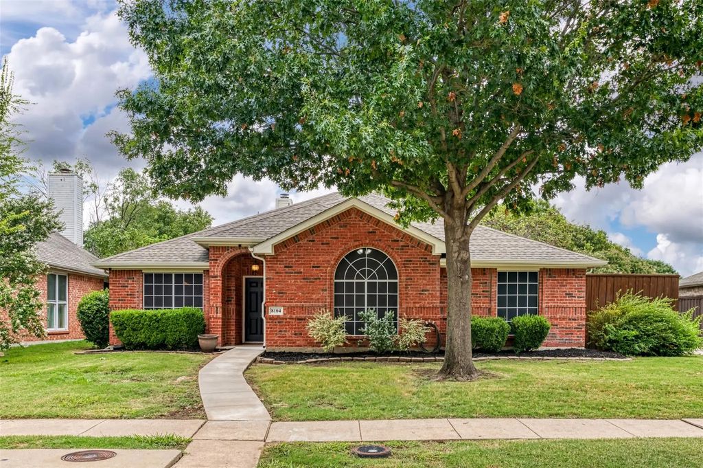 8104 Sebastian, Frisco