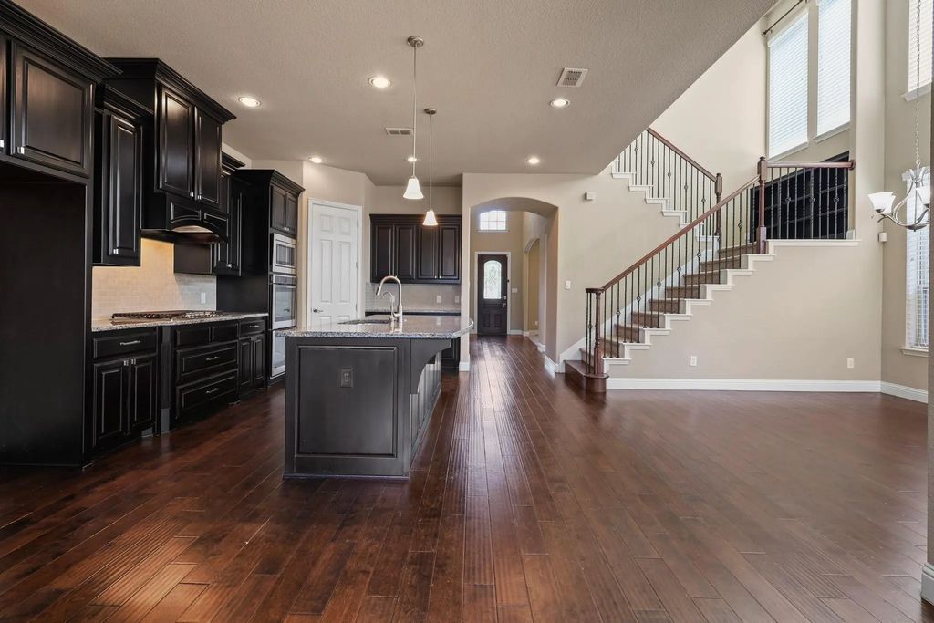 7144 Chelsea Drive, North Richland Hills