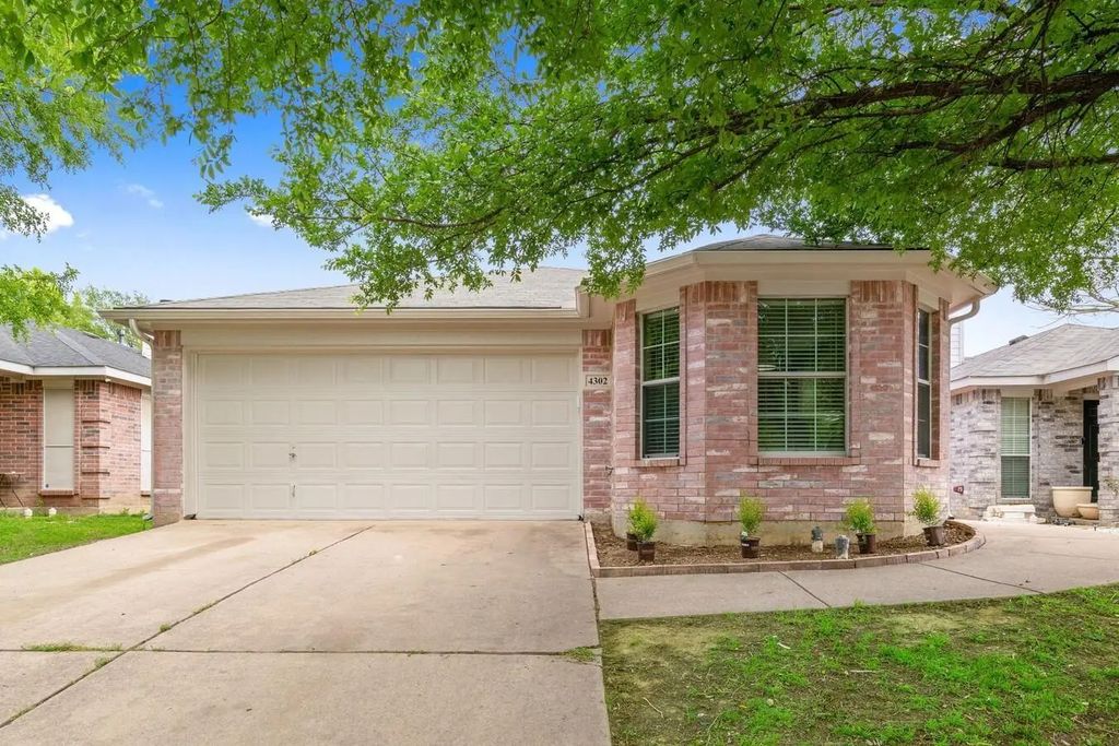 4302 Comer Street, Denton