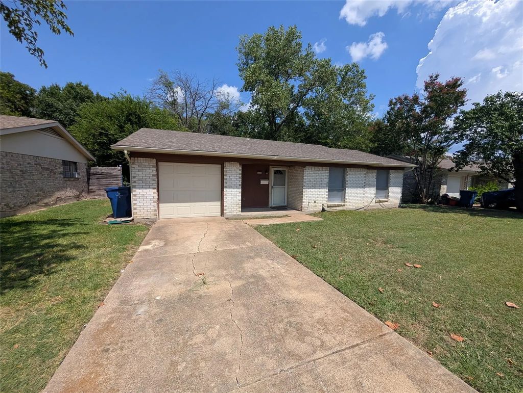 1645 Morrison Drive, Garland