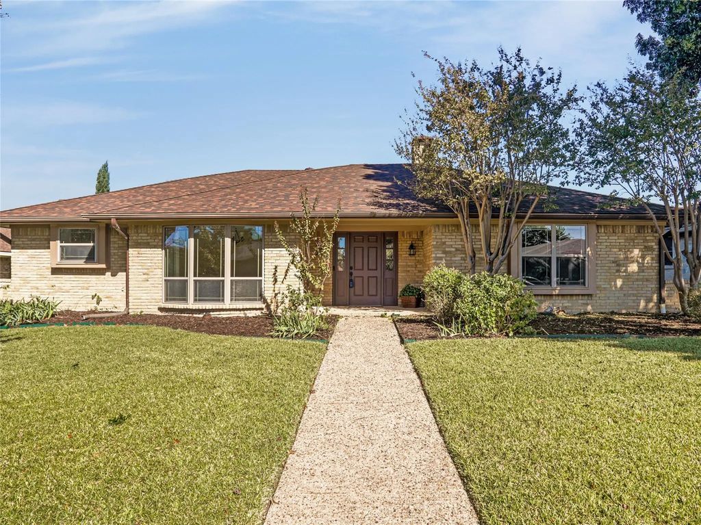 2209 Golden Willow Lane, Richardson