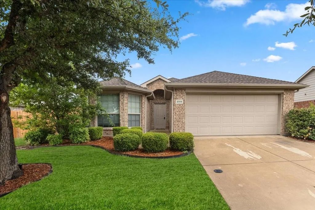 2006 Robincreek Cove, Forney