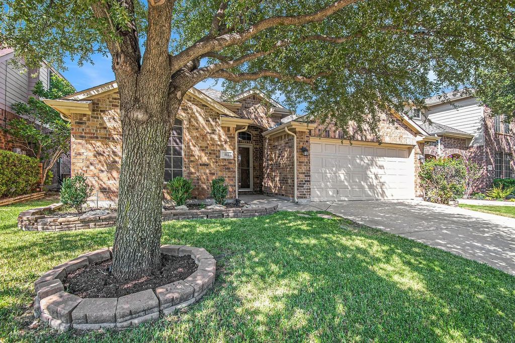 512 Goldstone Lane, Fort Worth