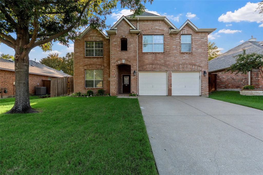 1210 Iron Horse Street, Wylie
