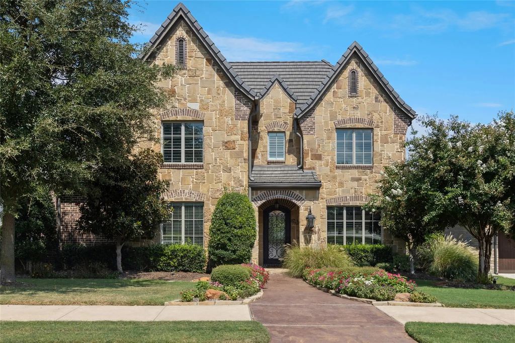 5312 Sendero Drive, Benbrook