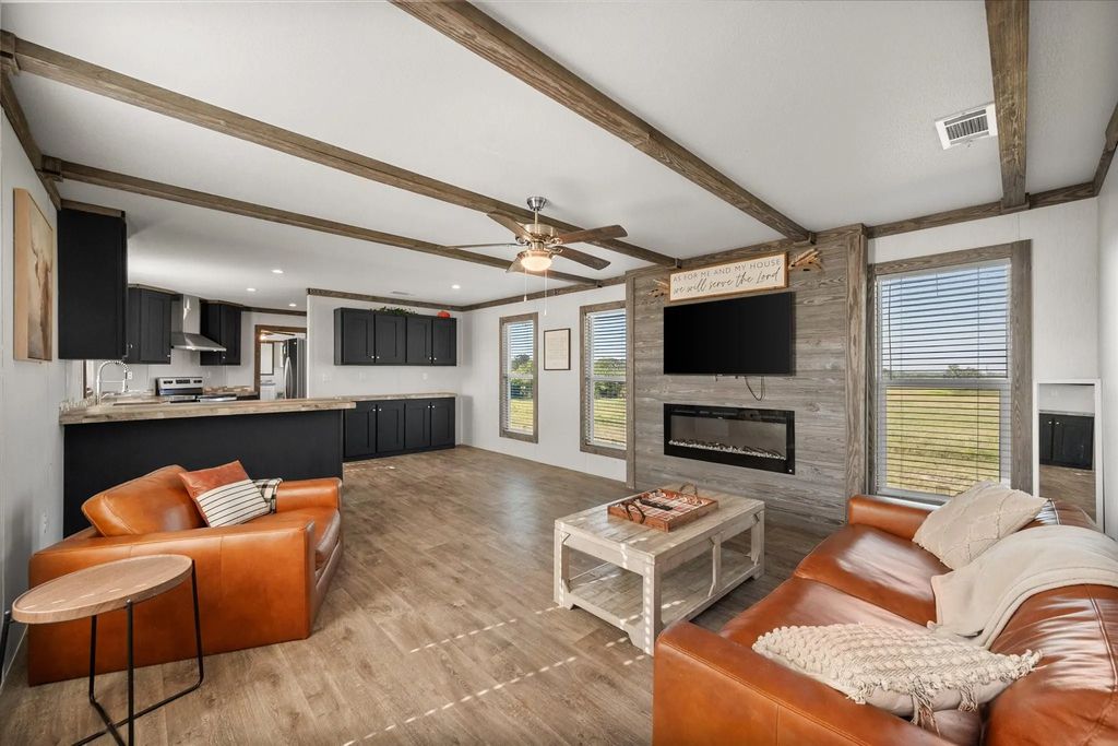 211 Fm 2547, Fairfield