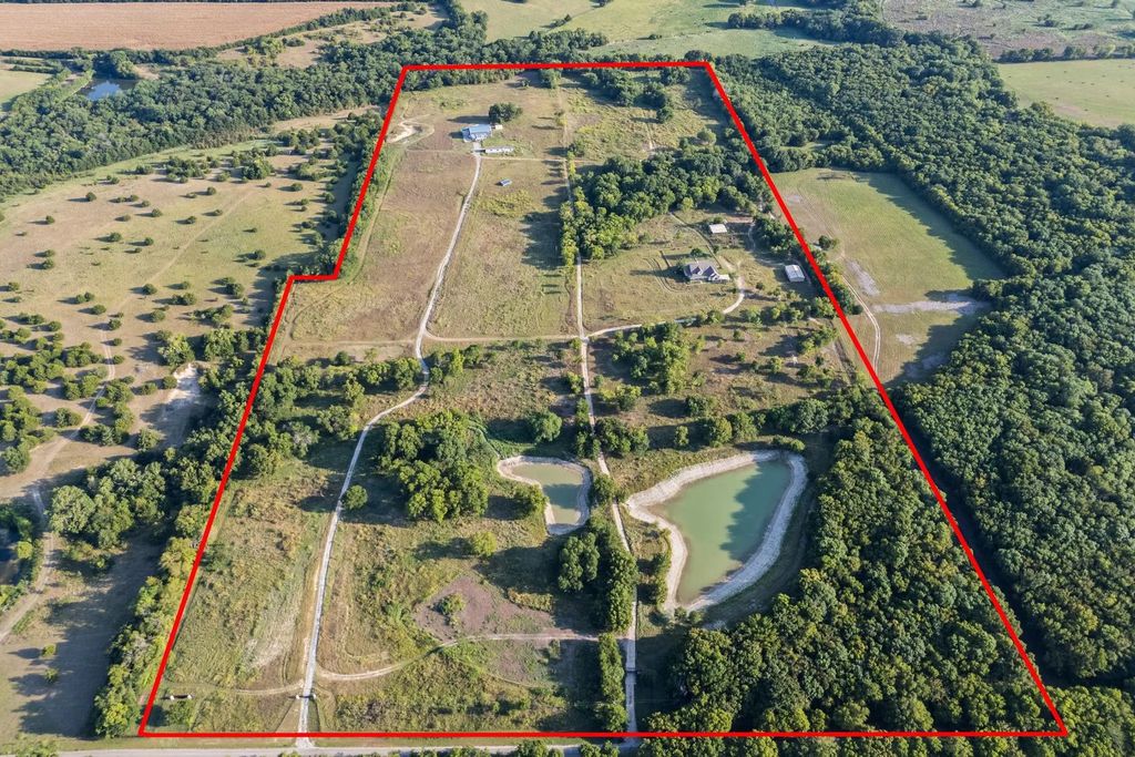 9530 County Road 581, Anna