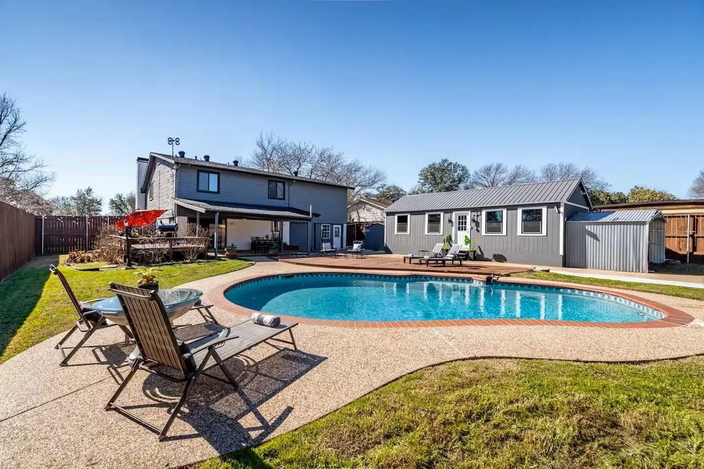 2717 E Park Boulevard, Plano