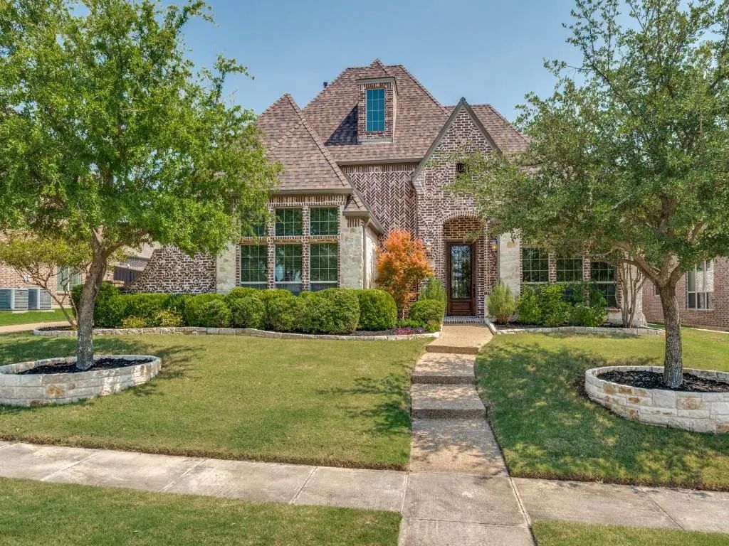 900 Jessica Lane, Prosper