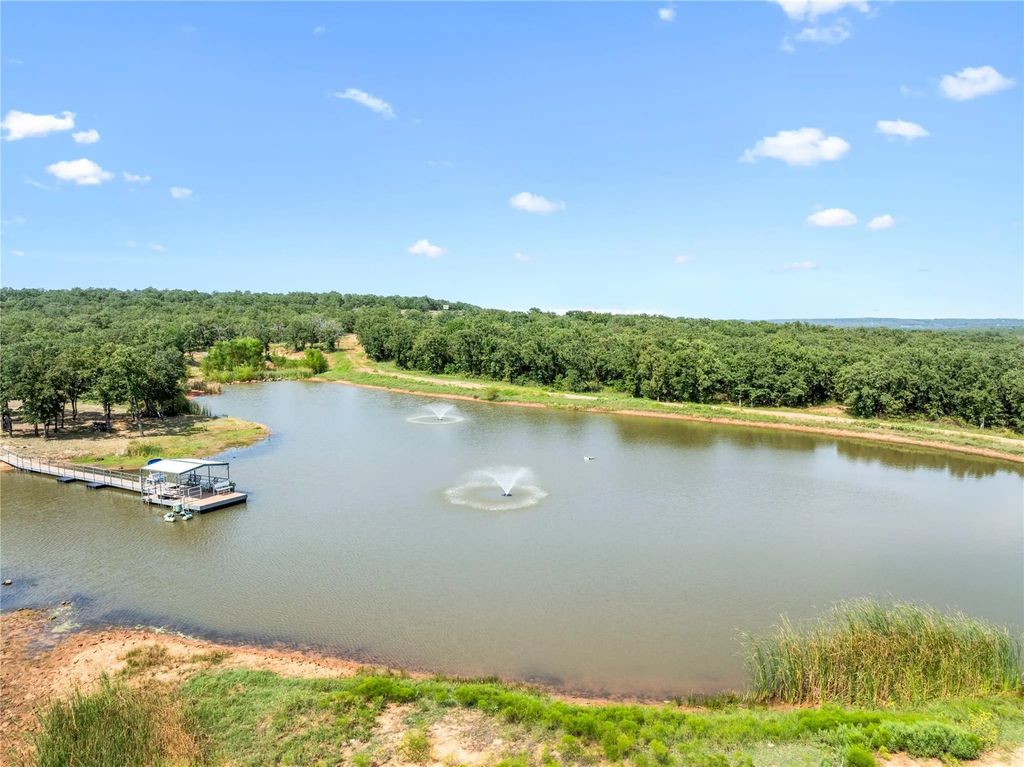 6294 Bugscuffle Road, Bowie