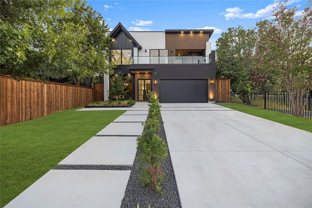 10330 Bel Aire Drive, Dallas